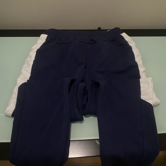 Puma Tracksuit (Medium) - Picture 2 of 4